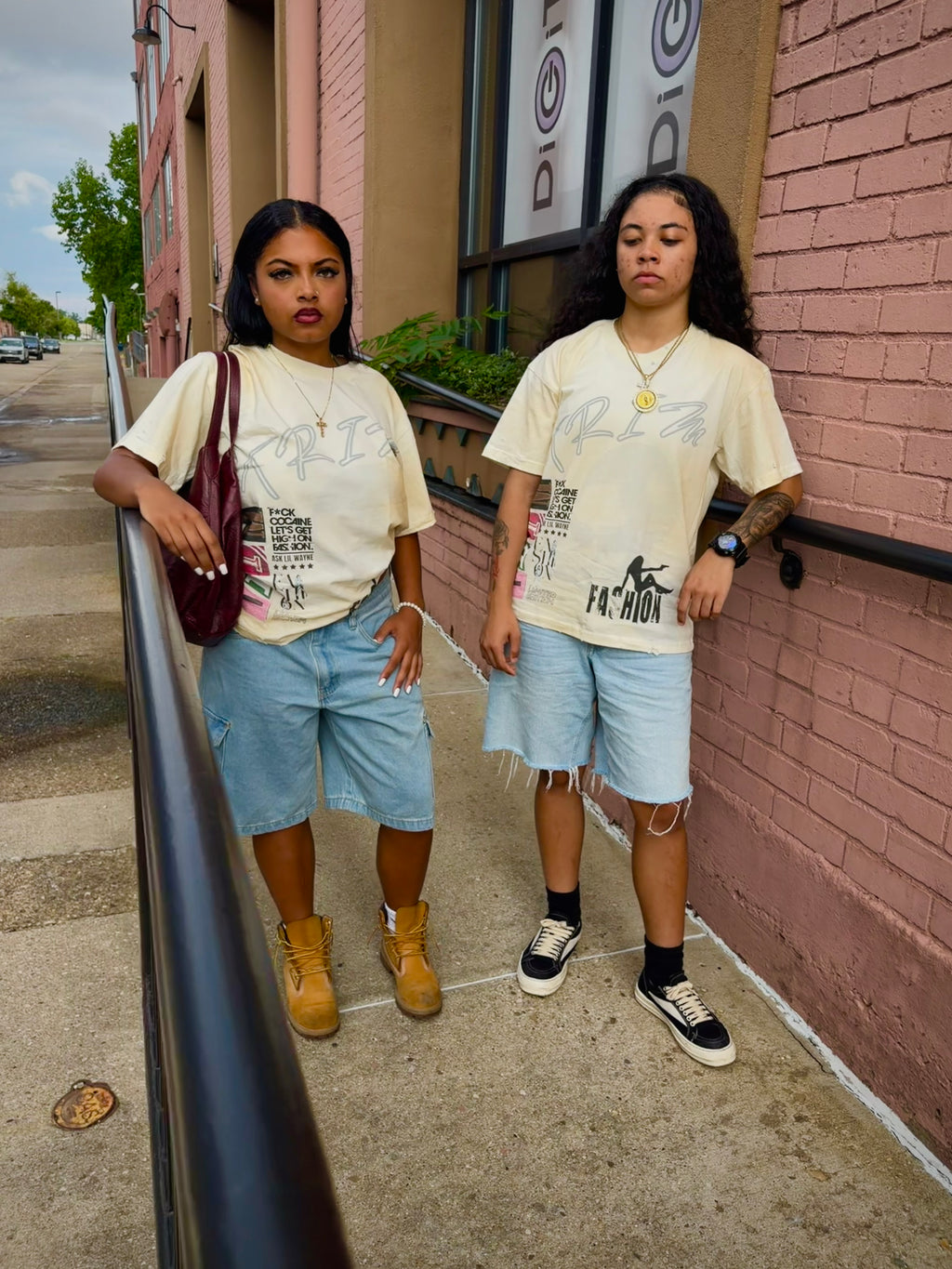TRIM TEES